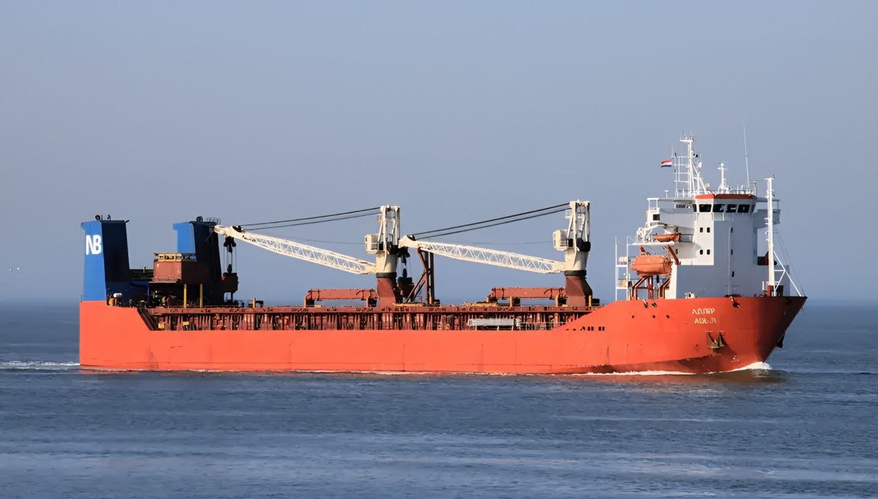 İsveç sanksiya siyahısında olan Rusiya gəmisini saxlayıb