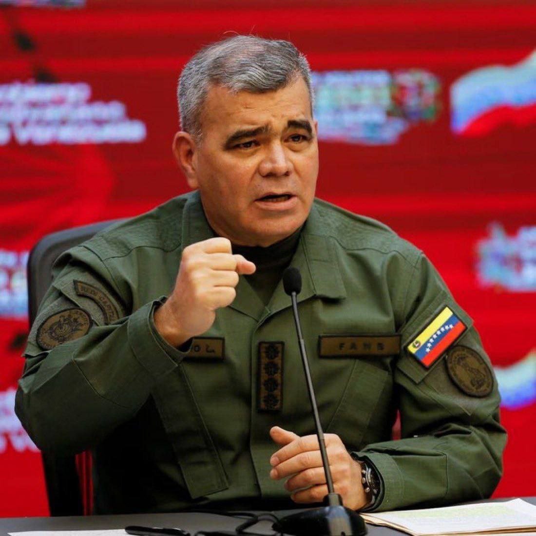 ABŞ Tiuna hava bazasına zərbə endirdi: Nazir Vladimir Padrino Lopesin taleyi qeyri-müəyyəndir