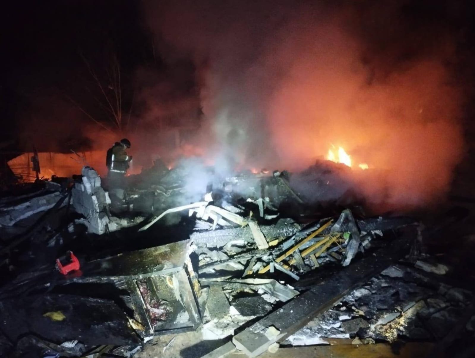 Rusiya Silahlı Qüvvələri Zaporoje vilayətində fərdi evlərə hücum etdi: üç nəfər həlak oldu, biri yaralandı